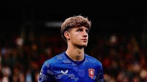 欧罗巴联赛综合：曼联、热刺挺进八强